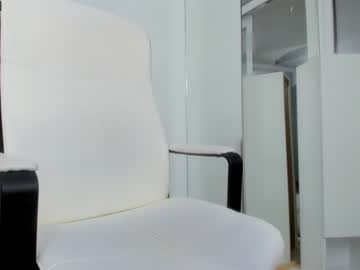 girl
        ingridblondy94 cam image #1638173