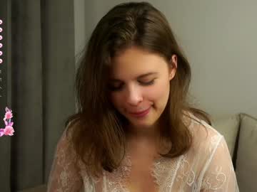 girl
        a_whole_eternity cam image #4967226
