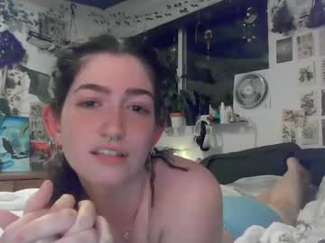 girl
        tatumwest cam image #6622056