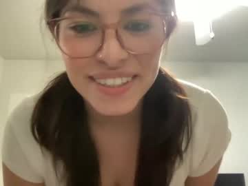 girl
        itsarielford cam image #644519