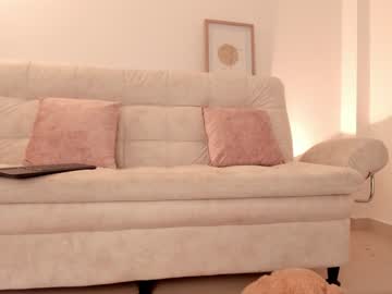 girl
        janne_palmer_ cam image #1505327