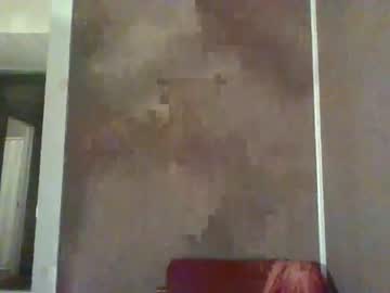 girl
        heidiknight555 cam image #625214