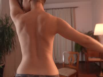 girl
        excitease cam image #5182595