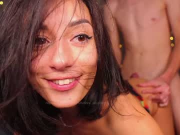 girl
        dora_sexplorer cam image #2617715