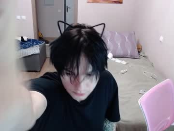 couple
        weekend_show cam image #362342