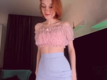 girl
        klttys_pearl cam image #5624671
