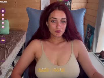 girl
        ps4pro cam image #4273041