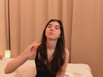 girl Live Cam Girls Love To Strip Naked For Their Viewers with katiebarfield
