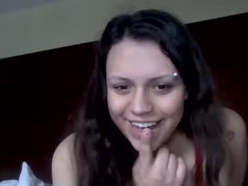 girl
        mirnaafterclass cam image #910477