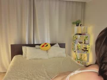 girl
        maudcouncil cam image #6778760