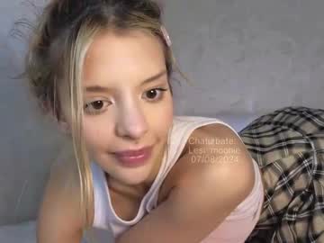 girl
        lesi_moonie cam image #4552648