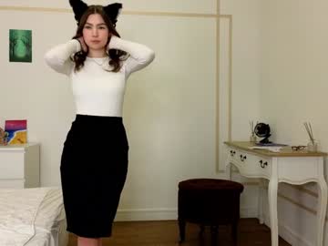 girl
        fannydowlen cam image #4348612