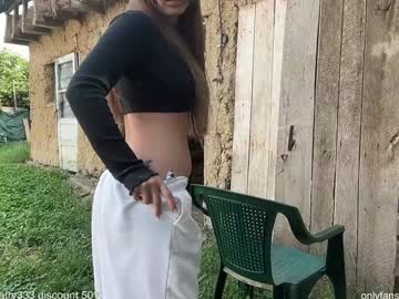 girl
        patry333 cam image #6974762