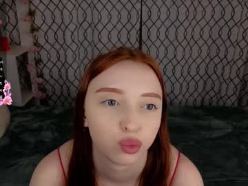 girl Live Cam Girls Love To Strip Naked For Their Viewers with lilleylakiki