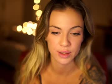 girl
        melodymate cam image #4498911
