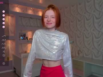 girl
        gingers_hugs cam image #3103621