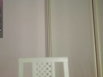 girl
        hoolybunny cam image #4096767