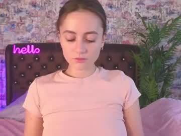 girl
        angelina_new cam image #5558960