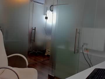 girl
        anyarayne cam image #2789482
