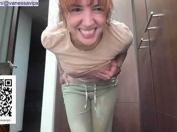 girl
        vanandjuani cam image #3480780