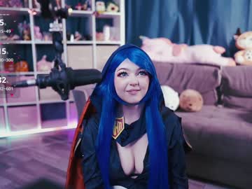 girl
        madnessalise cam image #6798220