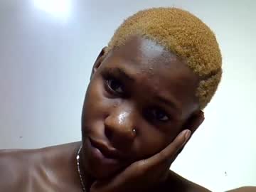 girl
        sharp_girl2 cam image #3464919