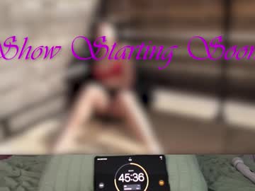 couple
        ari_lovexo cam image #6203414