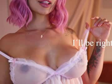 girl
        valeria_orozco cam image #5385753