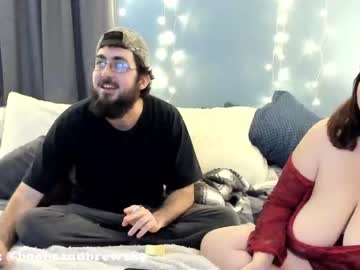 couple
        b0obzandbrewz89 cam image #416516
