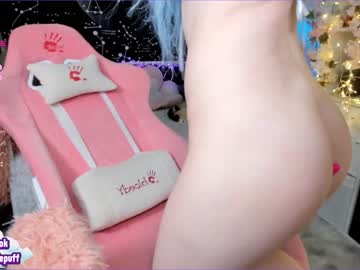 girl
        littleflufflepuff cam image #458189
