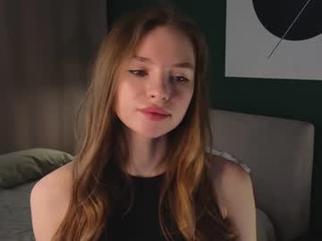 girl
        elenegilbertson cam image #3920938
