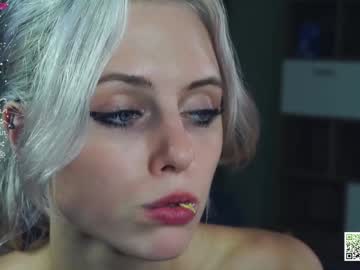 girl
        audreycarvin cam image #4692937