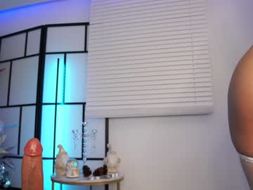 girl
        gigi_ulala cam image #3029330