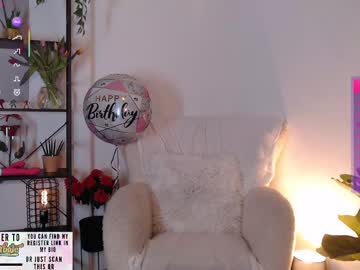girl
        lucylia_ cam image #6389825
