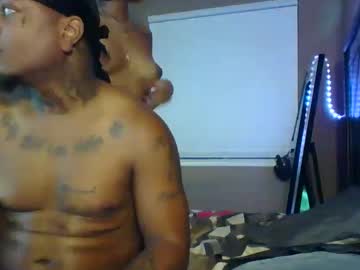 couple Live Cam Girls Love To Strip Naked For Their Viewers with wetterplaces
