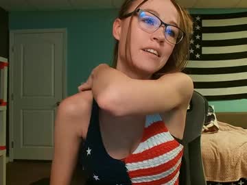 girl
        anabelleleigh cam image #6877058