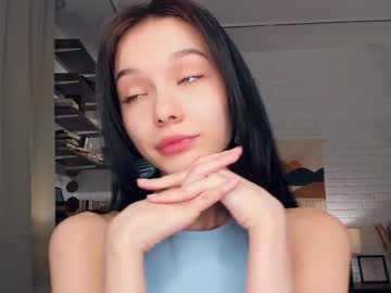 girl
        riskyproject cam image #5978240