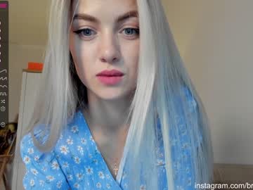 girl
        brilliantvictoria cam image #2666659