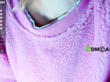 girl
        gorgeous_bunny cam image #562016