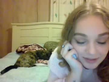 couple
        adrienna420 cam image #2871542