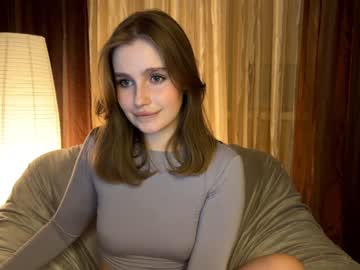 girl
        cute_siberian_girl cam image #3278133