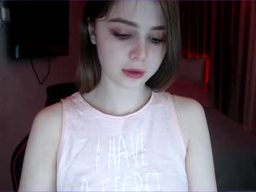 girl
        tripleprinces cam image #3701320