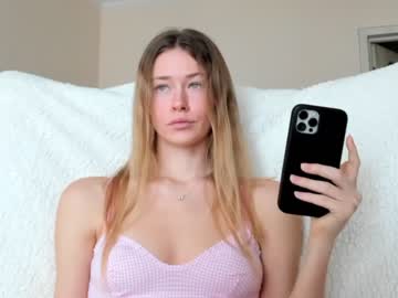 girl
        oksanafedorova cam image #1121605