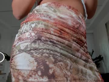 girl
        tiffanyhouston_ cam image #5021474