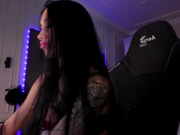 girl
        miladenver cam image #6832840