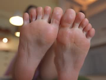 girl
        mia_elfie cam image #5028071