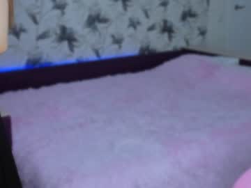 girl
        mollyshine_ cam image #3794185