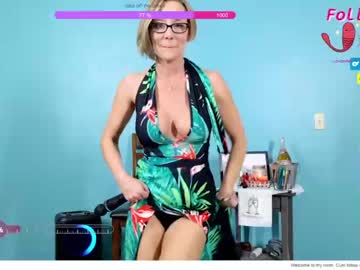 girl
        champagnefun cam image #3775350