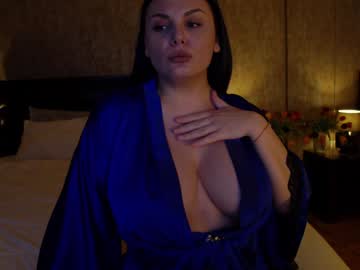 girl
        karrin cam image #6504418