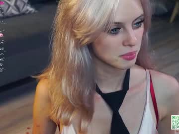 girl
        audreycarvin cam image #4594892